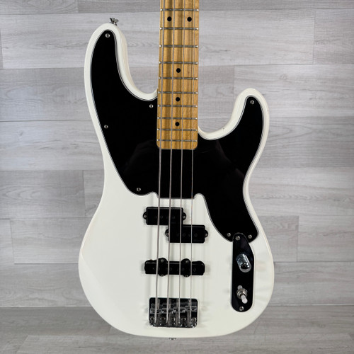 Vist Large View of Product Image Which is Used 4-string Parts Bass Guitar - White
