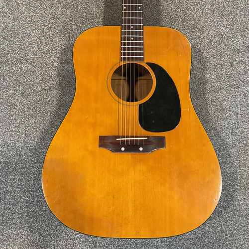 Vist Large View of Product Image Which is Used 70S GIBSON J-40 Acoustic Guitar