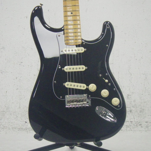Vist Large View of Product Image Which is Used Fender 2025 Player Ii Limited Edition S Type Electric Guitar Black 6-String