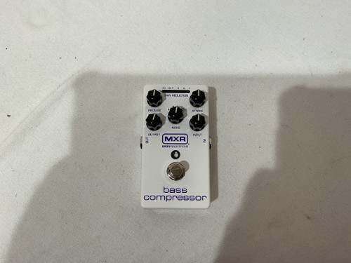 Vist Large View of Product Image Which is Used MXR BASS COMPRESSOR Compressor Pedal