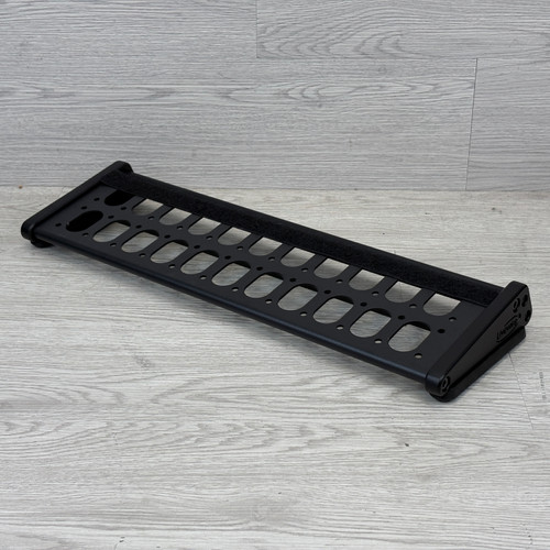Vist Large View of Product Image Which is Used Live Wire PB200 PEDALBOARD Pedal Board