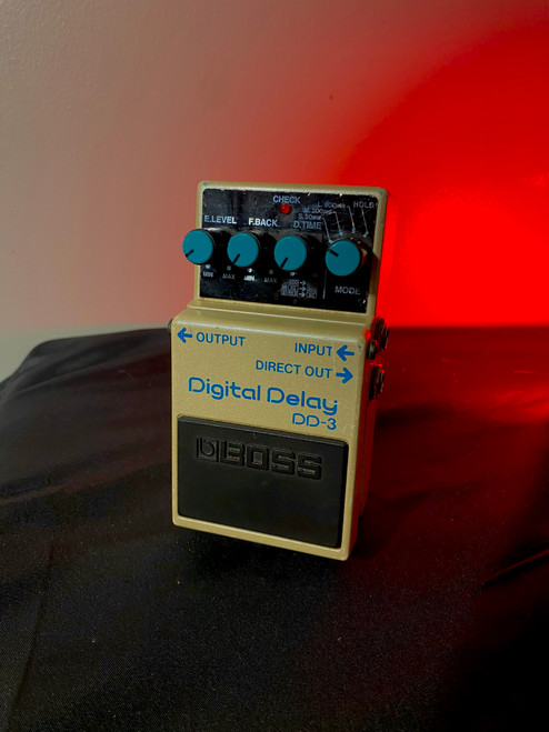 Vist Large View of Product Image Which is Used Boss DD-3 DIGITAL DELAY PEDAL Delay Pedal