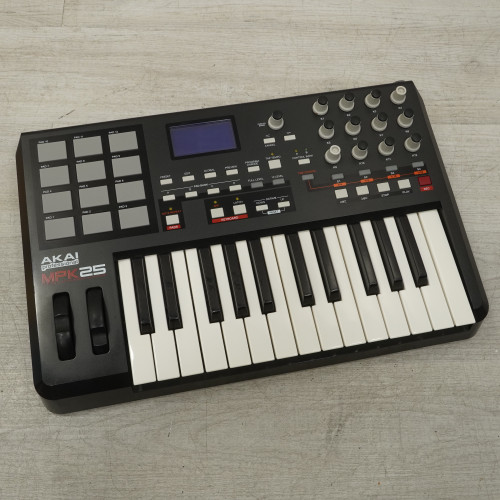 Vist Large View of Product Image Which is Used Akai MPK25 25-Key Controller