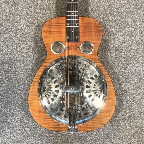 Vist Large View of Product Image Which is Used DOBRO HOUND DOG DELUXE Resonator