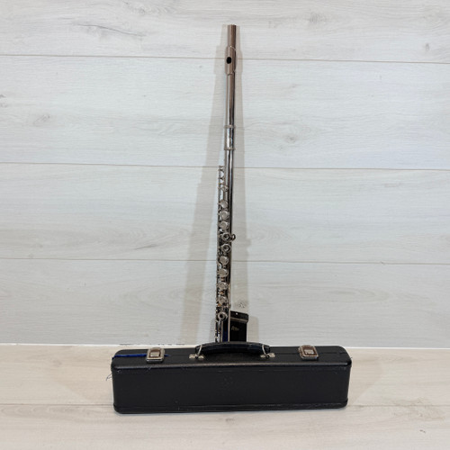 Vist Large View of Product Image Which is Used Gemeinhardt M2 Student Flute