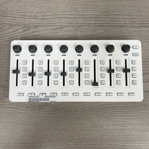 Vist Large View of Product Image Which is Used - VANGOA VMX8 Compact Controller 