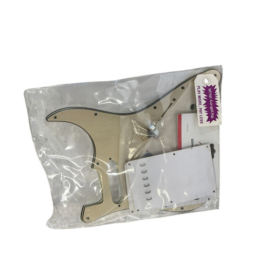 Vist Large View of Product Image Which is Used Fender PICKGUARD Guitar Accessory