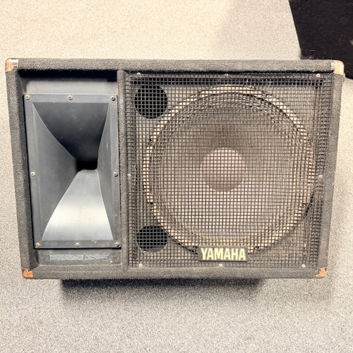 Vist Large View of Product Image Which is Used Yamaha SM15IV Speaker Cabinet