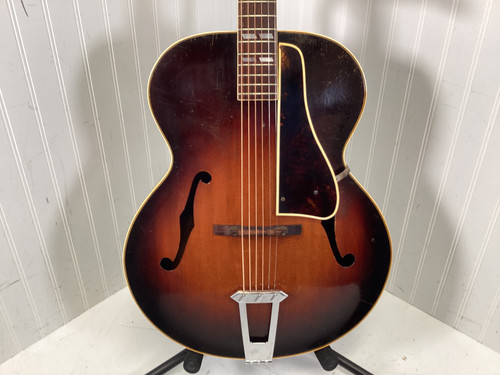 Vist Large View of Product Image Which is Used Gibson L7 1948 W/VINTAGE CASE Vintage Solid Top Acoustic Guitar Tobacco Sunburst