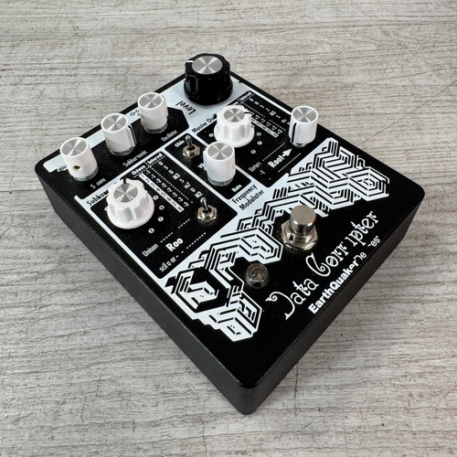 Vist Large View of Product Image Which is Used EarthQuaker Devices Data Corrupter Harmonizing PLL Pedal