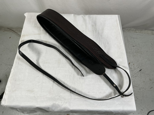 Vist Large View of Product Image Which is Used DELUXE PRO LEATHER BANJO STRAP Guitar Accessory