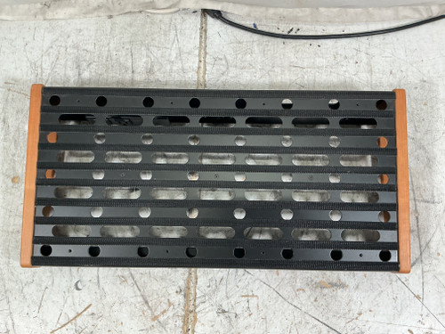 Vist Large View of Product Image Which is Used EMERSON CUSTOM PEDAL BOARD Pedal Board