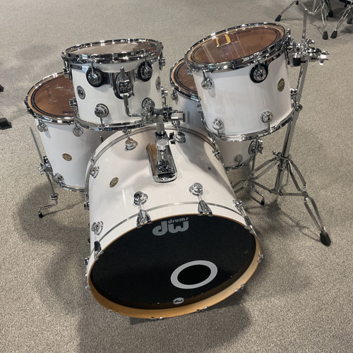 Vist Large View of Product Image Which is Used DW COLLECTORS SERIES 5 PC WHITE GLASS Drum Shell Kit