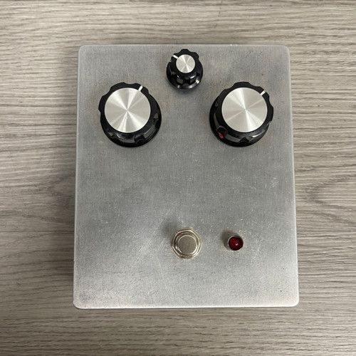 Vist Large View of Product Image Which is Used - Death By Audio FUZZ WAR Fuzz Pedal
