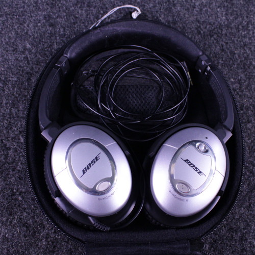 Vist Large View of Product Image Which is Used Bose QUIETCOMFORT 15 WIRED HEADPHONES Headphones