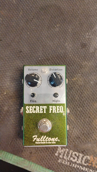 Vist Large View of Product Image Which is Used Fulltone SECRET FREQ. Distortion Pedal