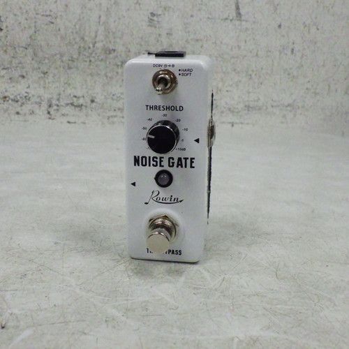 Vist Large View of Product Image Which is Used Rowin NOISE GATE Noise Reduction Pedal