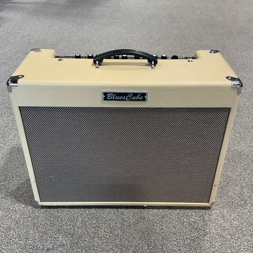Vist Large View of Product Image Which is Used ROLAND BLUES CUBE ARTIST BC-ARTIST Solid State Guitar Amplifier