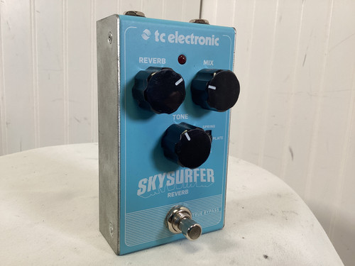 Vist Large View of Product Image Which is Used TC Electronic SKYSURFER REVERB Reverb Pedal