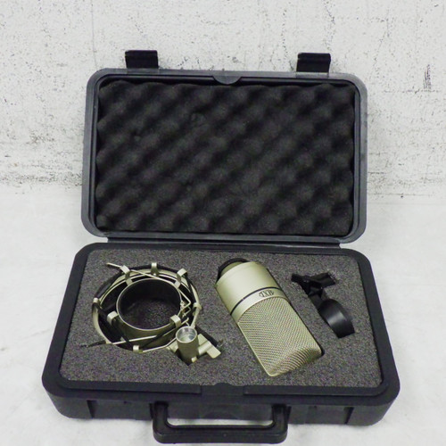 Vist Large View of Product Image Which is Used MXL 990 WITH CASE AND MOUNT Condenser Microphone