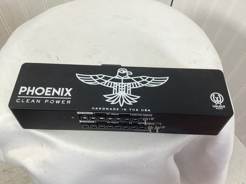 Vist Large View of Product Image Which is Used WALRUS AUDIO CLEAN POWER 15 WATT Pedal Power Supply
