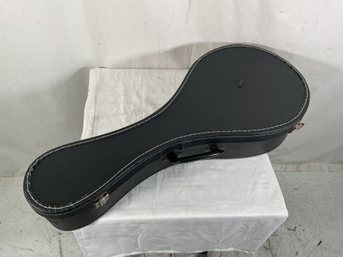 Vist Large View of Product Image Which is Used NO BRAND (Brandless Product) MANDOLIN CHIPBOARD CASE Guitar Case