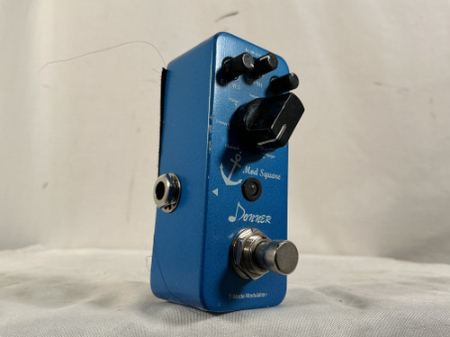 Vist Large View of Product Image Which is Used Donner MOD SQUARE Multi-FX Pedal