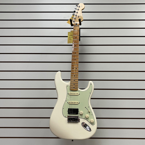 Vist Large View of Product Image Which is Used Fender STANDARD STRATOCASTER MODIFIED S Type Electric Guitar White 6-String