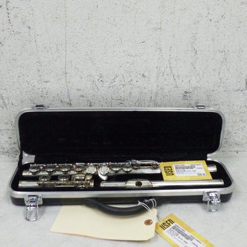 Vist Large View of Product Image Which is Used Armstrong 104 FLUTE WITH CASE Student Flute