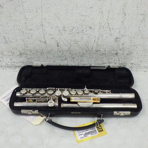 Vist Large View of Product Image Which is Used Yamaha ADVANTAGE 200AD FLUTE WITH CASE Student Flute