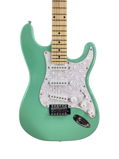 Vist Large View of Product Image Which is Used AMATI F-Series 100STLG S-Type Electric Guitar 