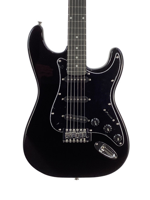 Vist Large View of Product Image Which is Used AMATI F-Series 100STBK Electric Guitar 