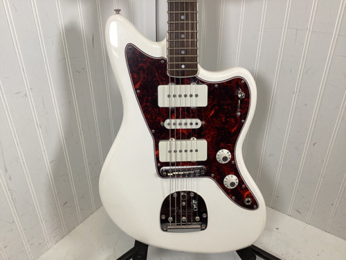 Vist Large View of Product Image Which is Used PARTS MASTER Offset Double Cutaway Electric Guitar White 6-String