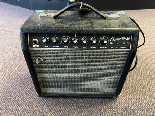 Vist Large View of Product Image Which is Used Fender CHAMPION 20 1 x 8 Solid State Amplifier 1 x 8
