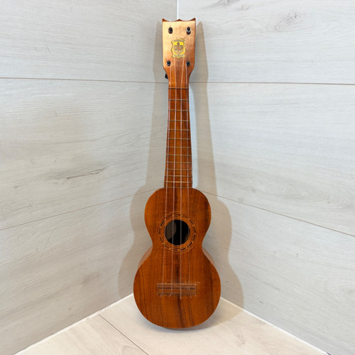 Vist Large View of Product Image Which is Vintage Mossman Hawaii Soprano Ukulele w/ Original Hardshell Case | Hawaiian Koa | Rare Early Hawaiian Instrument