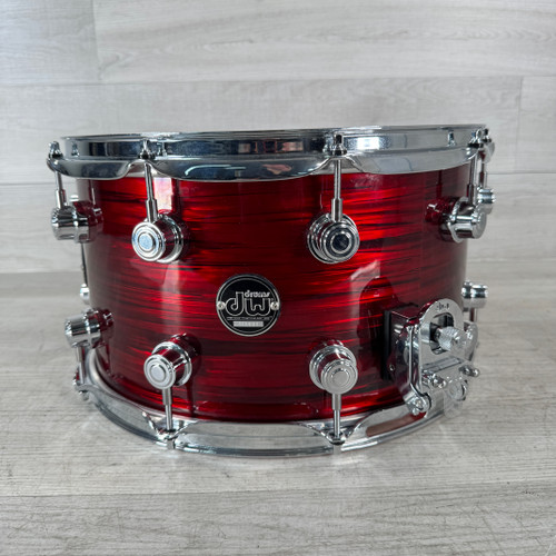Vist Large View of Product Image Which is Used DW Performance Series Snare Drum - 8 x 14-inch - Antique Ruby Oyster
