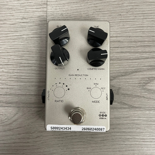 Vist Large View of Product Image Which is Used - DarkGlass Electronics HYPER LUMINAL Compressor Pedal