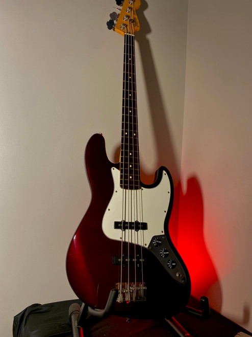Vist Large View of Product Image Which is Used Fender 2002 JAZZ STANDARD MIM J Type Bass Guitar Red 4-String