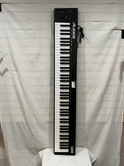 Vist Large View of Product Image Which is Used Alesis Q88 88-Key Controller 88-key