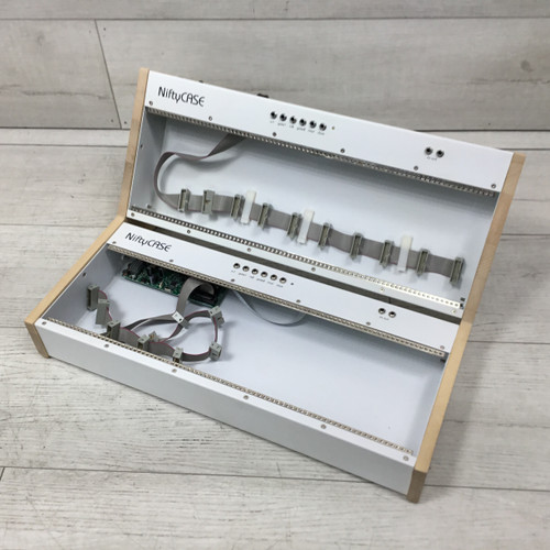 Vist Large View of Product Image Which is Used Cre8audio Niftycase Euro Rack Set With Mount