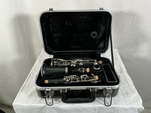 Vist Large View of Product Image Which is Used Buffet B-12 Resonite Clarinet