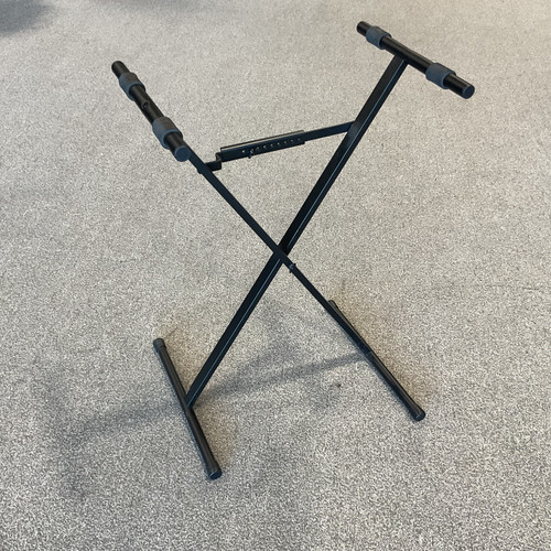 Vist Large View of Product Image Which is Used SINGLE BRACE KEY STAND