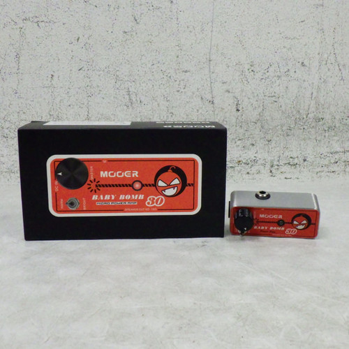 Vist Large View of Product Image Which is Used Mooer Babybomb30 Pitch Pedal