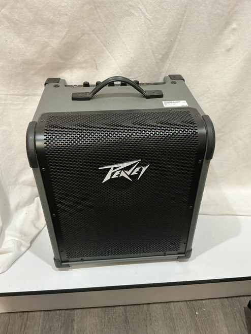 Vist Large View of Product Image Which is Used Peavey MAX 100 COMBO 1 x 10 Bass Combo Amplifier 1 x 10