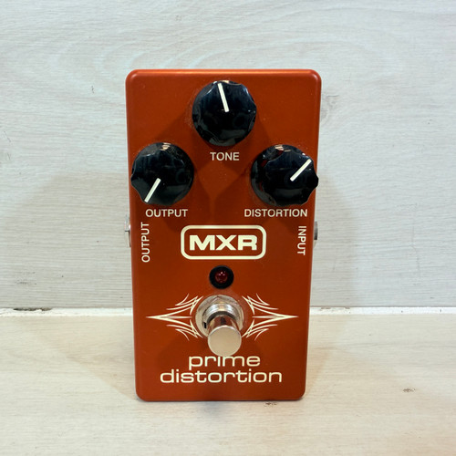 Vist Large View of Product Image Which is Used MXR PRIME DISTORTION Guitar Effect