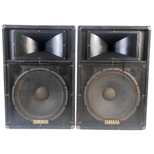 Vist Large View of Product Image Which is Used Yamaha S115IV 15-Inch Passive PA Speakers Pair