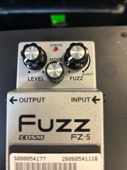Vist Large View of Product Image Which is Used Boss FZ-5 FUZZ Guitar Effect