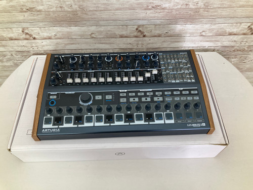 Vist Large View of Product Image Which is Used Arturia MINIBRUTE 2S Compact Synthesizer