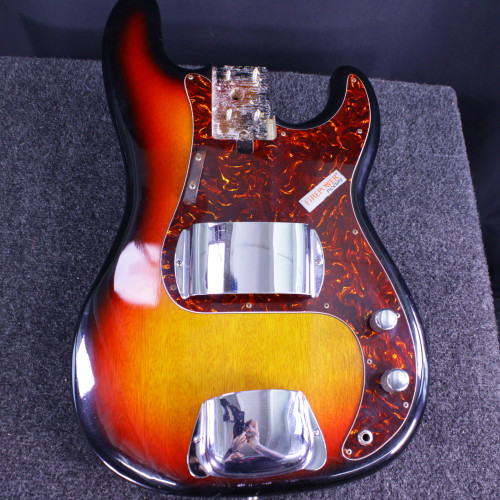 Vist Large View of Product Image Which is Used Memphis P BASS BODY VINTAGE Vintage P Type Bass Guitar Sunburst 4-String