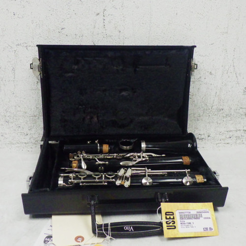 Vist Large View of Product Image Which is Used Vito RESO-TONE 3 Resonite Clarinet